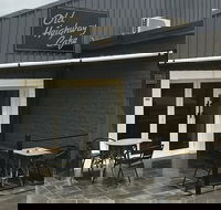 Old Highway Cafe - Holiday Sunshine Coast