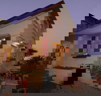 Riviera Hotel Bistro - Sunshine Coast Tourism