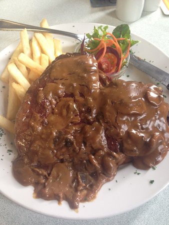 The Rocky Cape Tavern - Sunshine Coast Tourism 0
