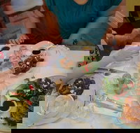 The Speckled Hen Cafe - Sunshine Coast Tourism