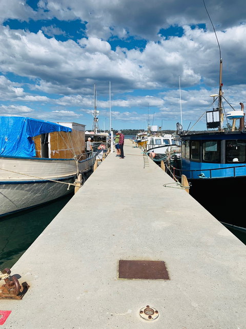 The Wharf Bar & Kitchen - Sunshine Coast Tourism 4