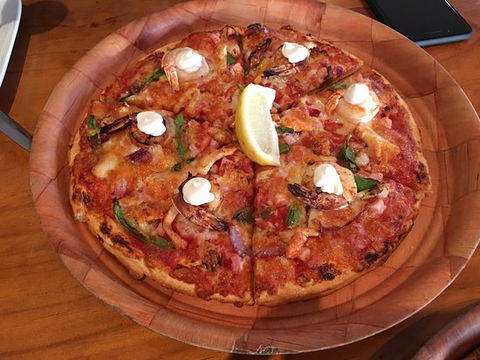 Trimboli's Pizzas - Holiday Sunshine Coast 0