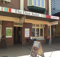Out The Back Cafe - Holiday Sunshine Coast