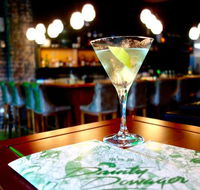 Dainty Dowager - Holiday Sunshine Coast