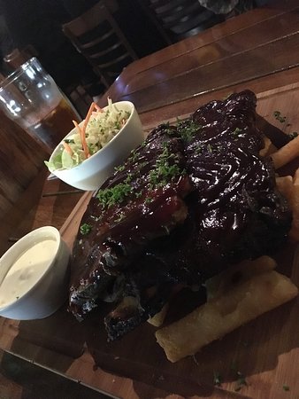 Stringy Bark - Sunshine Coast Tourism 0