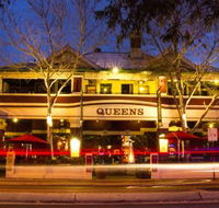 The Queens Tavern - Holiday Sunshine Coast