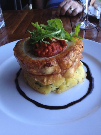 Black Swan Winery And Restaurant - Holiday Sunshine Coast 0