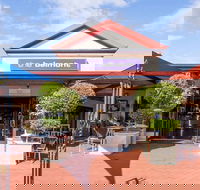 The Belmont Tavern - Sunshine Coast Tourism