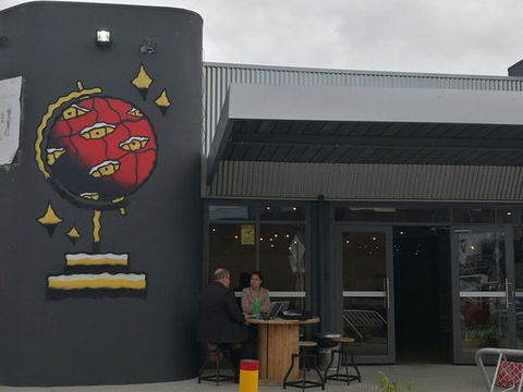 Crooked Spire Coffee House - Holiday Sunshine Coast 0