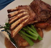 Eljays Restaurant at Comfort Inn Bay of Isles - Sunshine Coast Tourism
