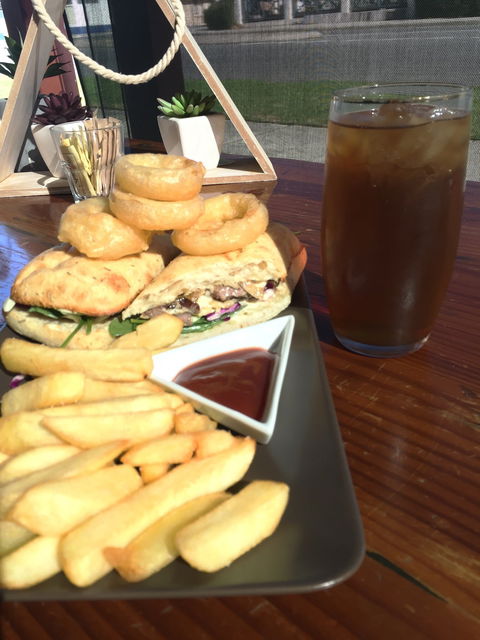 Luxor Palace - Sunshine Coast Tourism 1