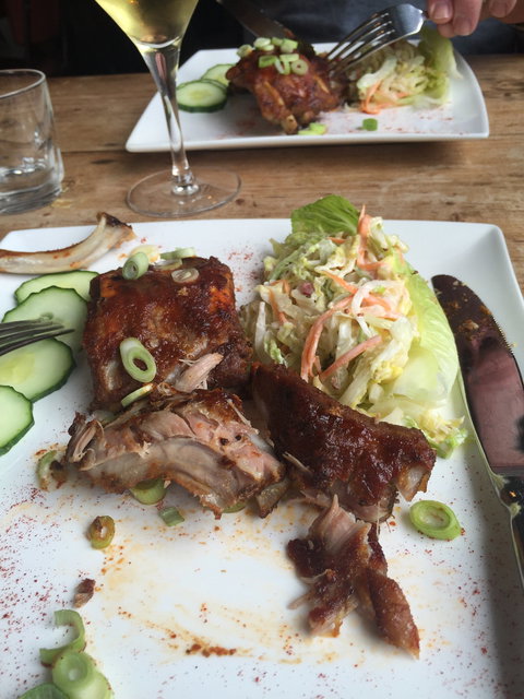 Phillips Brook Estate - Holiday Sunshine Coast 1