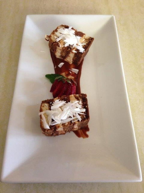 Brookwood Cafe & Restaurant - Holiday Sunshine Coast 1