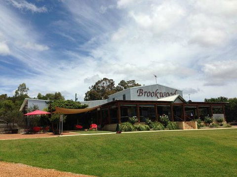 Brookwood Cafe & Restaurant - Holiday Sunshine Coast 0