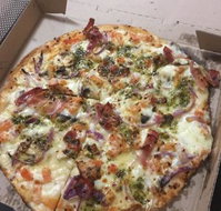 Domino's Pizza Doubleview - Sunshine Coast Tourism