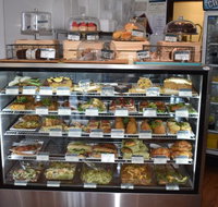 Ellie's Cafe - Holiday Sunshine Coast