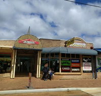 Golden Wattle Cafe Bakery - Sunshine Coast Tourism