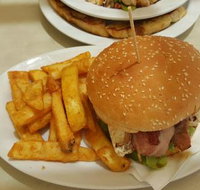 Harbourside Cafe Restaurant - Sunshine Coast Tourism