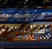 Small's Bar and Bites - Holiday Sunshine Coast