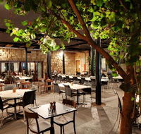 The Esplanade - Sunshine Coast Tourism
