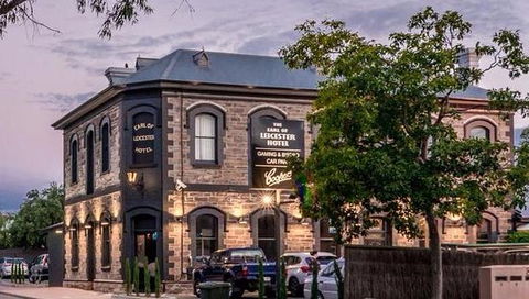 Earl Of Leicester Hotel - Holiday Sunshine Coast 0