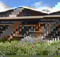 Hollow Butt Cafe - Holiday Sunshine Coast