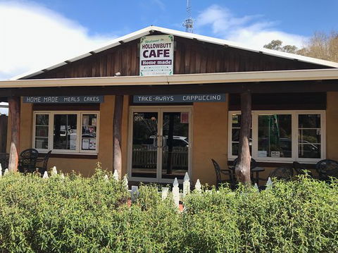 Hollow Butt Cafe - Holiday Sunshine Coast 0