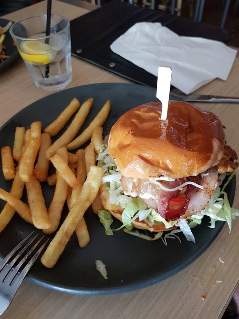 Bacchus Wine Bar - Holiday Sunshine Coast 3