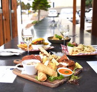 Grange Hotel Restaurant - Holiday Sunshine Coast