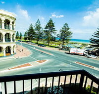Largs Pier - Sunshine Coast Tourism