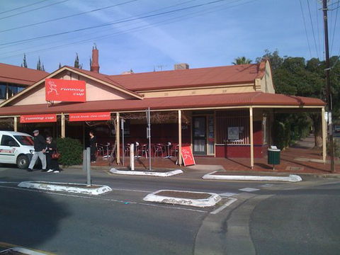 Running Cup Coffee Shop - Sunshine Coast Tourism 0