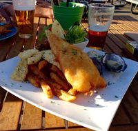 The Lighthouse Wharf Hotel - Sunshine Coast Tourism