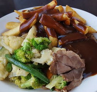 Vili's Cafe- 24 hours - Holiday Sunshine Coast