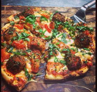 Amigo's Pizzeria - Holiday Sunshine Coast
