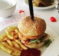 Aussie Inn - Sunshine Coast Tourism