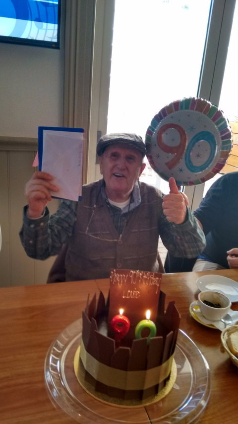 Beach Hotel - Sunshine Coast Tourism 2