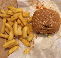 Botanic Chickens - Sunshine Coast Tourism