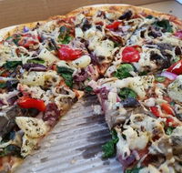 Gorilla Pizza - Sunshine Coast Tourism