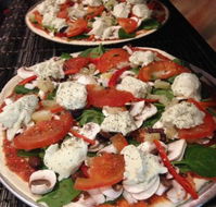 Let's Do Pizza - Holiday Sunshine Coast