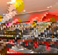 Mt Everest Cafe and Restaurant - Holiday Sunshine Coast