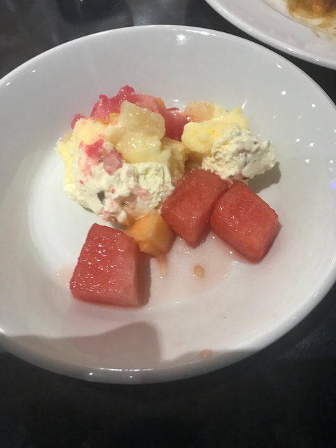 Queen Bee Indonesian And Chinese Restaurant - Holiday Sunshine Coast 3