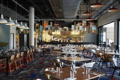 Atura Roadhouse Bar And Grill - Sunshine Coast Tourism 0