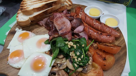  Sunshine Coast Tourism