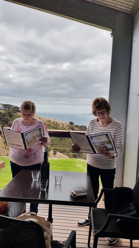 Dudley Wines - Sunshine Coast Tourism 4