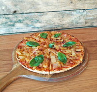 Eat House - Holiday Sunshine Coast