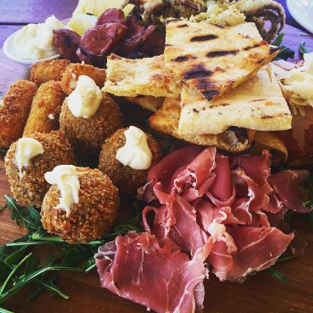 Geppetto's - Sunshine Coast Tourism 0