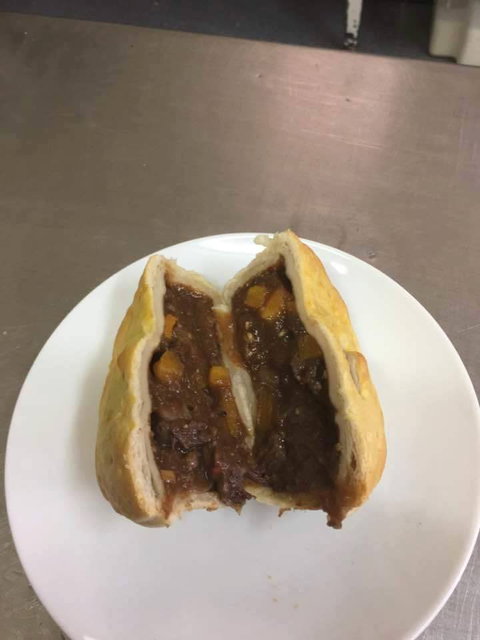 Pies 4 U - Holiday Sunshine Coast 4