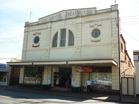 229 On Main Cafe - Sunshine Coast Tourism 0