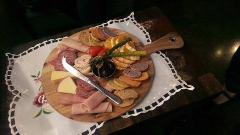 Backyard Bread Tasting Cafe & Providore - Sunshine Coast Tourism 0