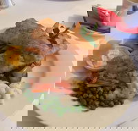 Bedford Hotel Restaurant - Sunshine Coast Tourism